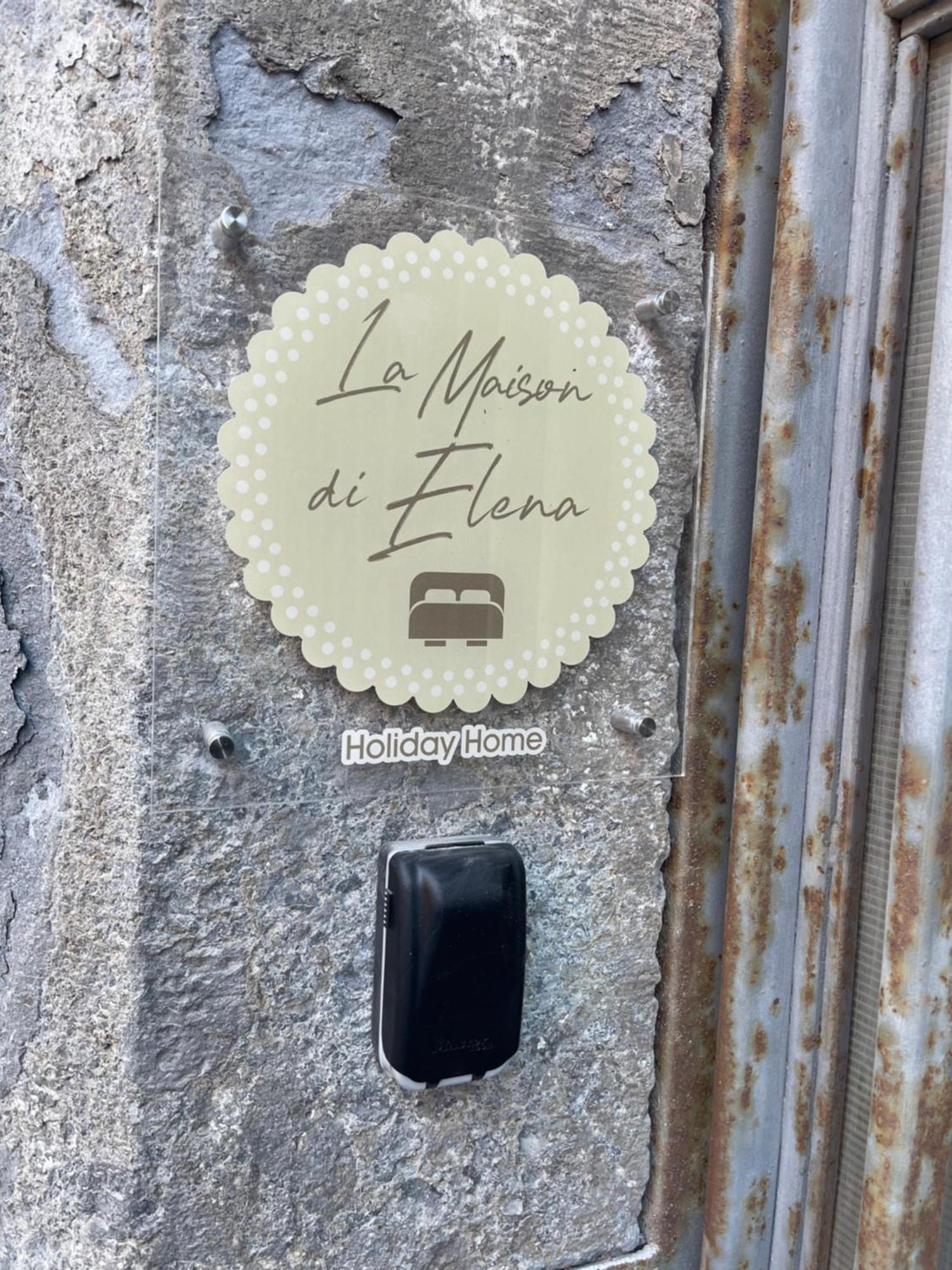 Affittacamere La Maison Di Elena Napoli